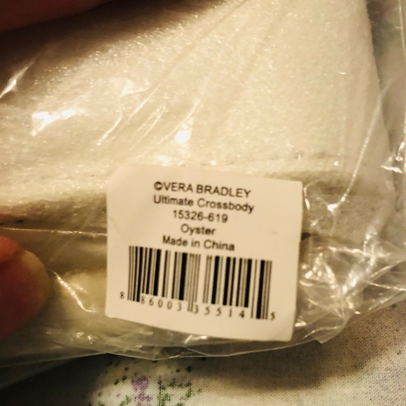 Vera Bradley Ultimate Leather crossbody - Picture 8 of 9